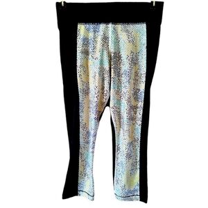 Under armour compression 3/4 leg pants